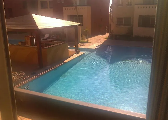 Kamareia & Compound 3*